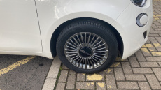 Fiat 500 87kW Icon 42kWh 3dr Auto Electric Hatchback